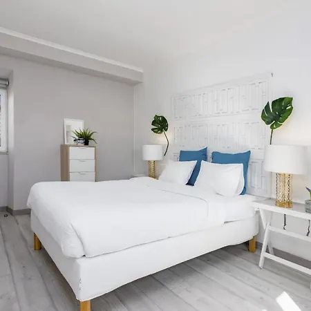 Downtown Blue Ii - Terrace *