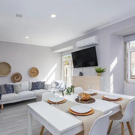 Apartment Downtown Blue Ii - Terrace Setubal